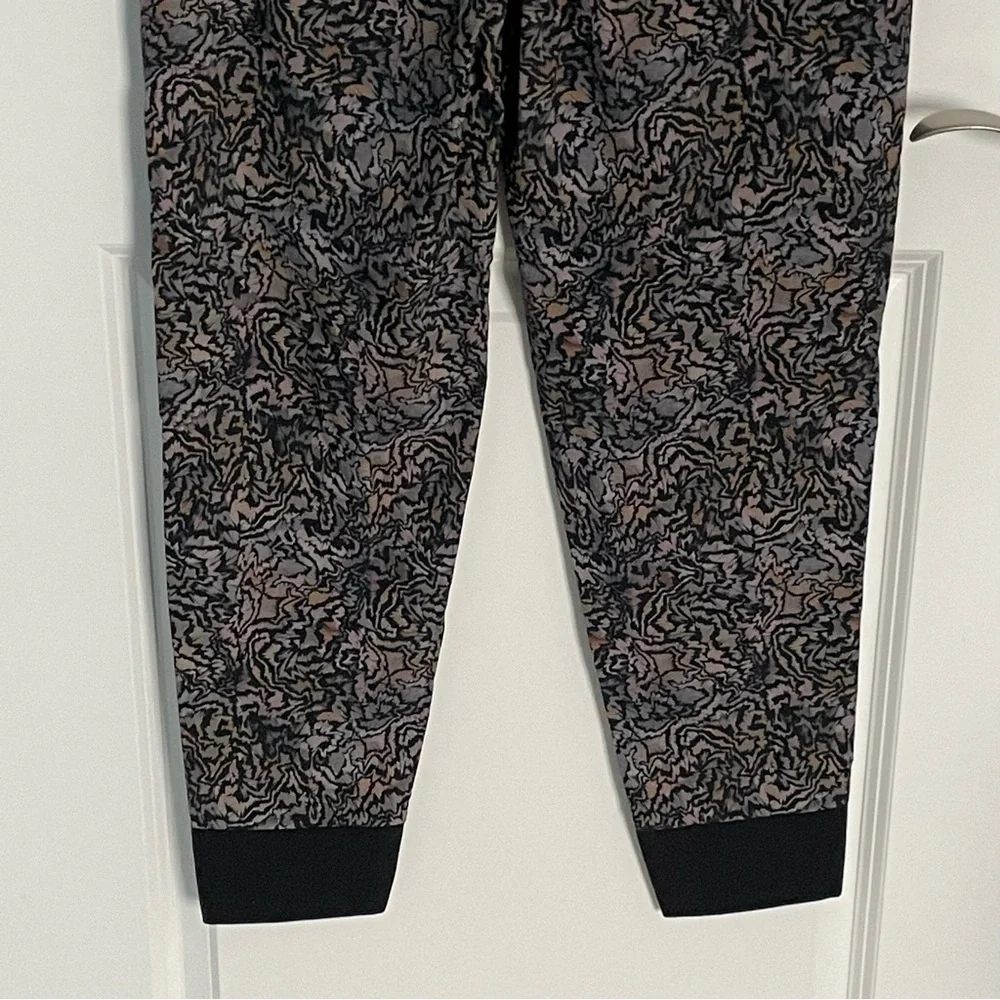 Athleta Trekkie North High Rise Jogger Pants Size 2 - 54026